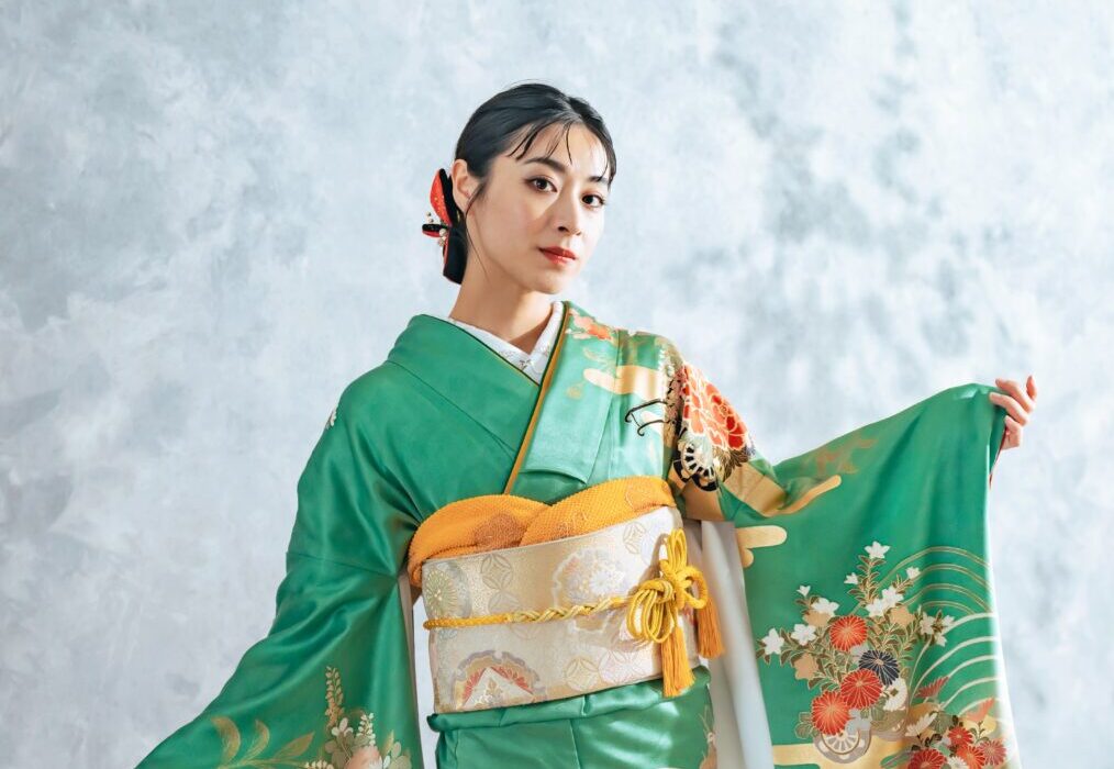 東京で叶える1日和装体験—結婚式・卒業式にも使える振袖レンタルのアイキャッチ画像